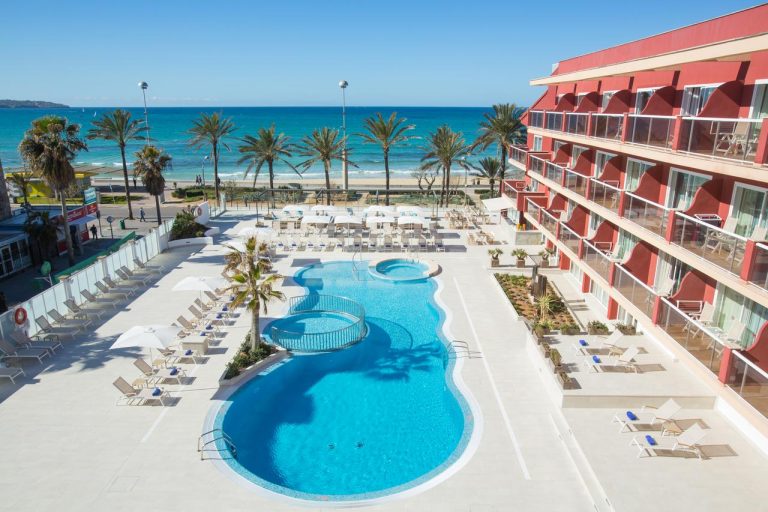 Universal Hotel Neptuno 4*