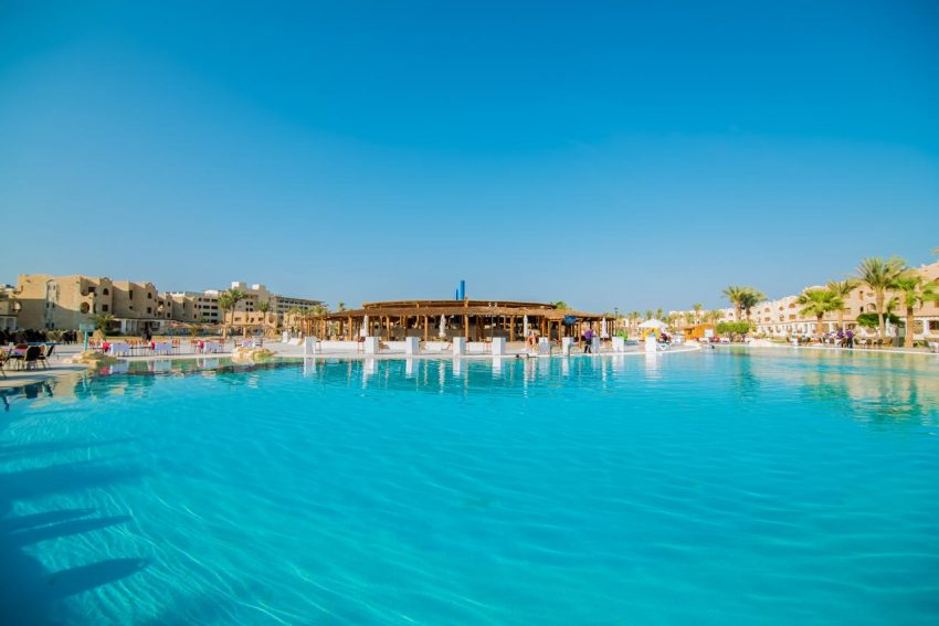 Royal Lagoons Aqua Park Resort 5* - last minute