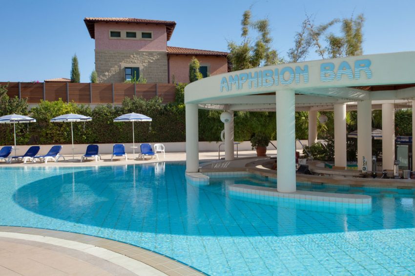 Revelion in Cipru - St. Raphael Hotel 5* by Perfect Tour