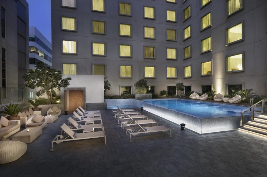 Hilton Garden Inn Dubai Mall Of The Emirates 4* by Perfect Tour - 1 | YEO