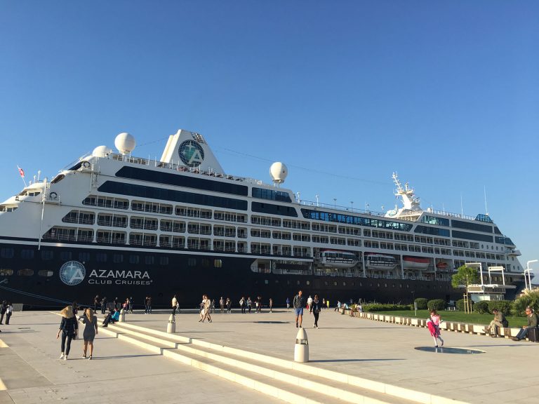 Croaziera de lux in Africa de Sud, Madagascar, Reunion si Mauritius la bordul navei Azamara Pursuit - 13 nopti