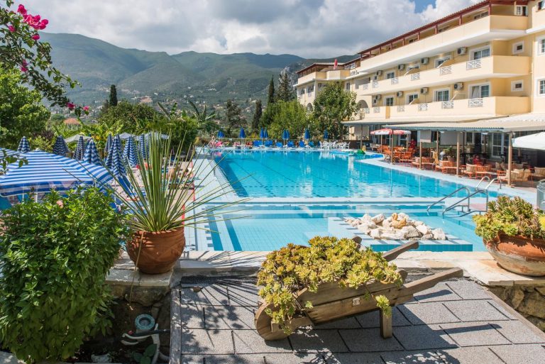 Koukounaria Hotel and Suites 4*