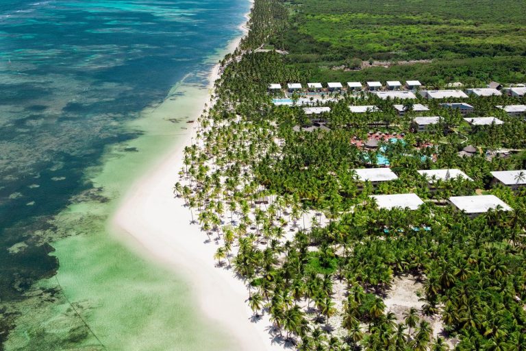 Catalonia Bavaro Beach, Golf & Casino Resort 5* - flash sale