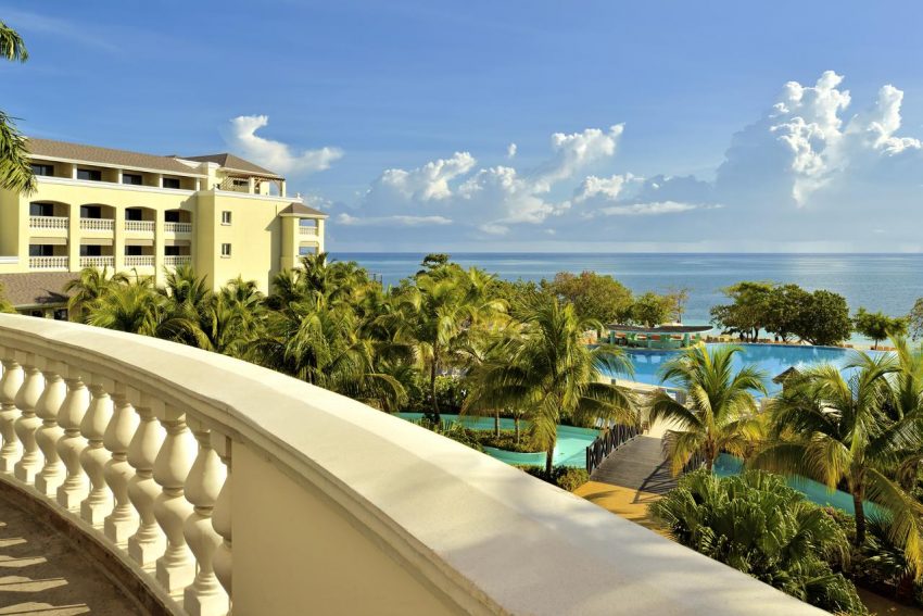 Vacanta Jamaica - Iberostar Rose Hall Beach Resort 5* by Perfect Tour