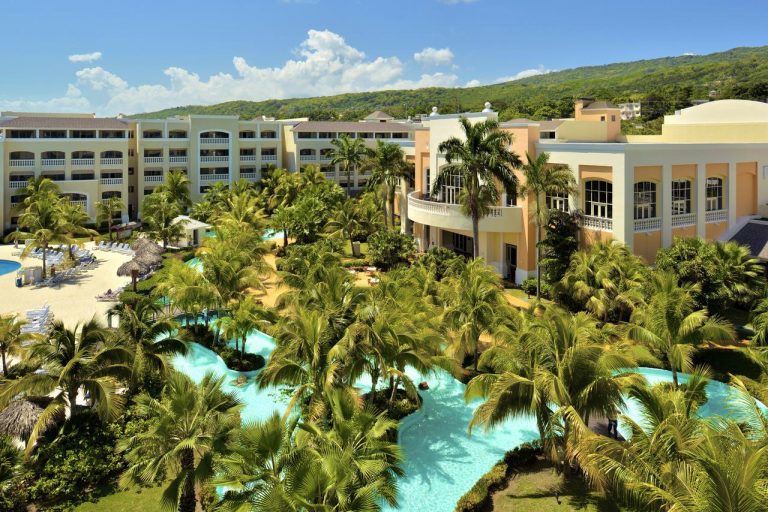 Vacanta Jamaica - Iberostar Rose Hall Beach Resort 5*