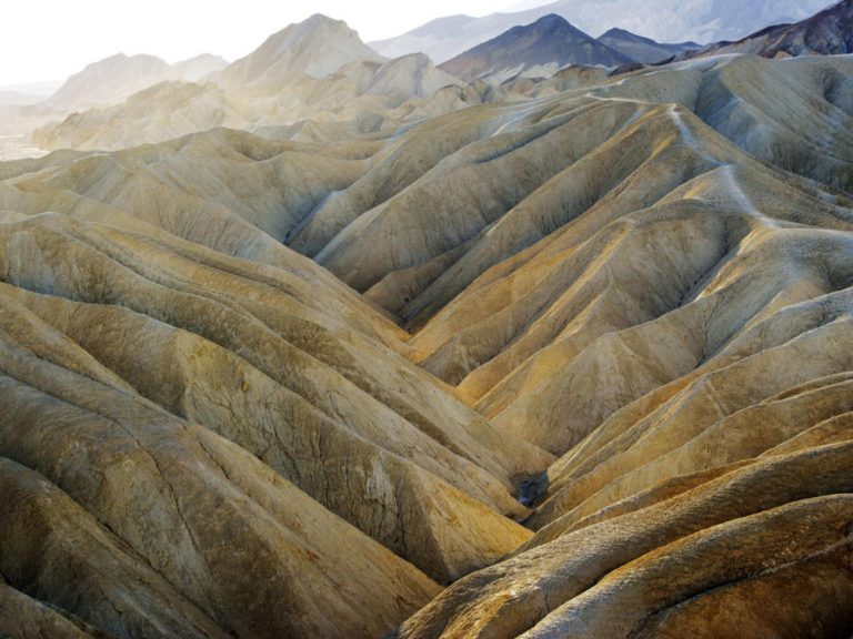 Pe urmele eroilor din Star Wars - Death Valley National Park by Perfect Tour