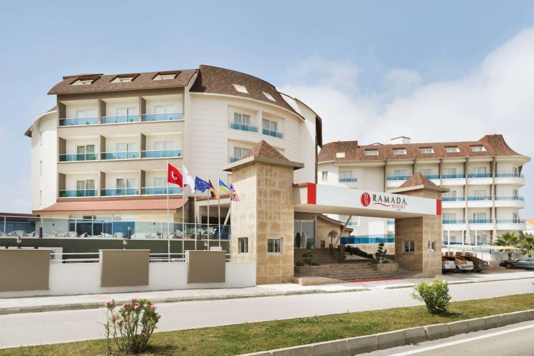 Vacanta Antalya - Ramada Resort Side 5*