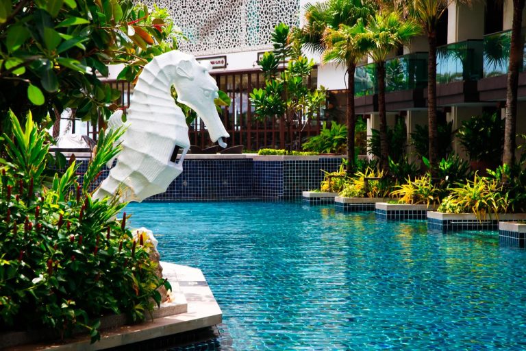 Phuket Graceland Resort & Spa 5*