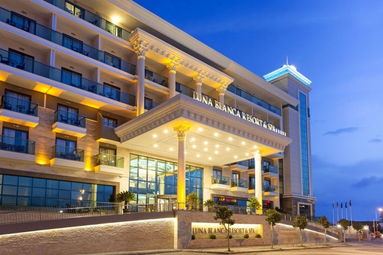 Luna Blanca Resort & Spa 5*