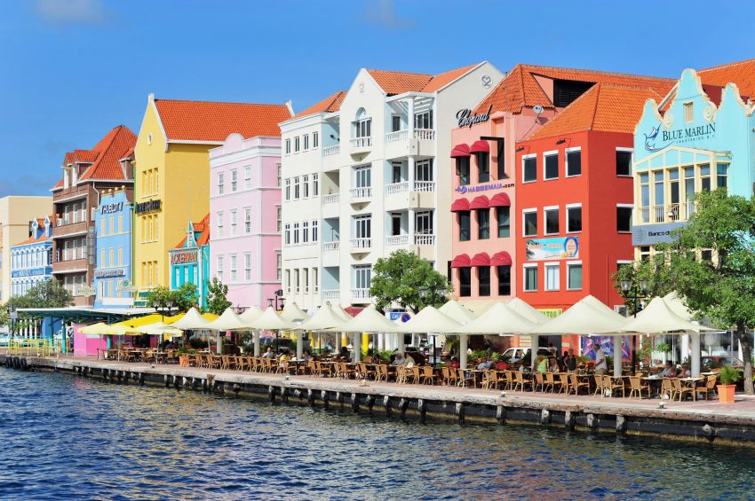 Propunere de la KLM pentru iarna aceasta: bilet avion Bucuresti - Curacao by Perfect Tour