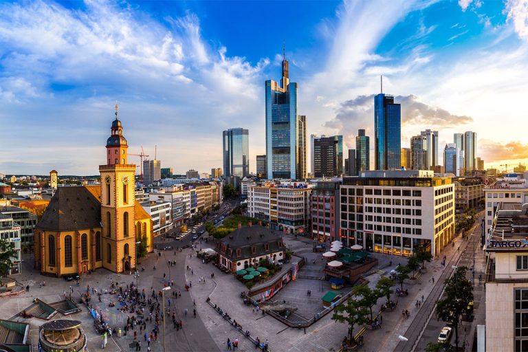 Oferta promotionala de la Lufthansa: bilet avion Bucuresti Frankfurt
