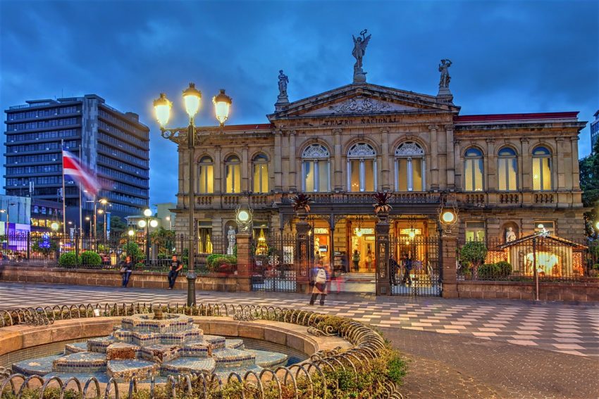 Oferta speciala de la KLM: bilet avion Bucuresti - San Jose