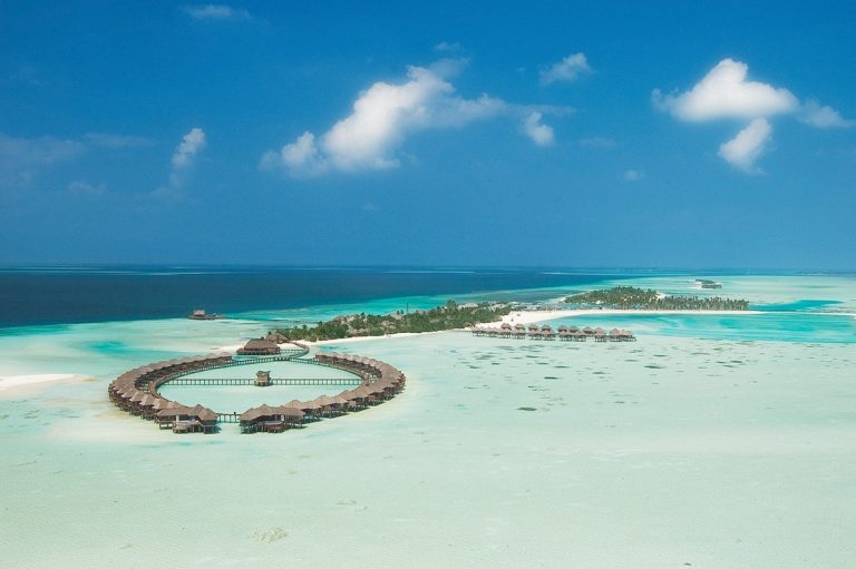 Olhuveli Beach & Spa Maldives 4*