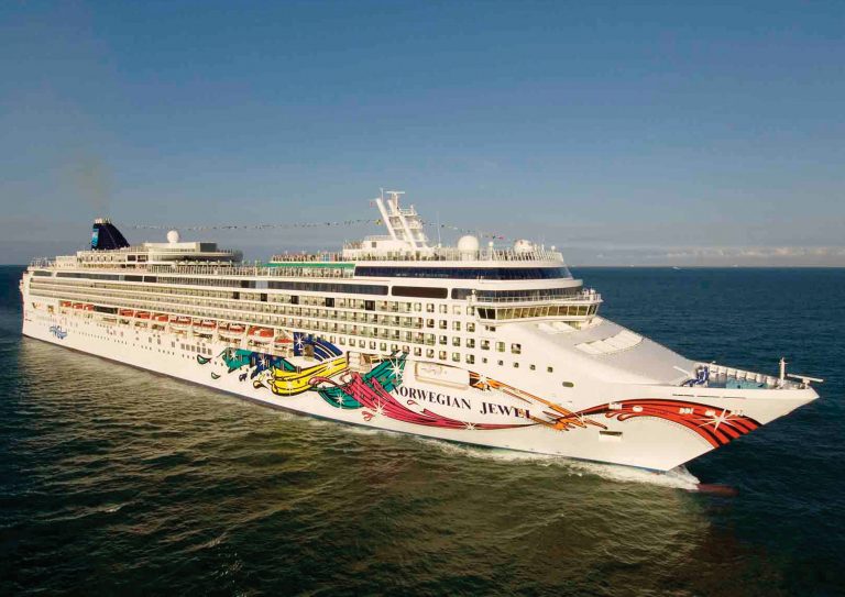Croaziera in Taiwan, Philipine, Malaezia, Brunei, Vietnam si Singapore la bordul navei Norwegian Jewel - 12 nopti