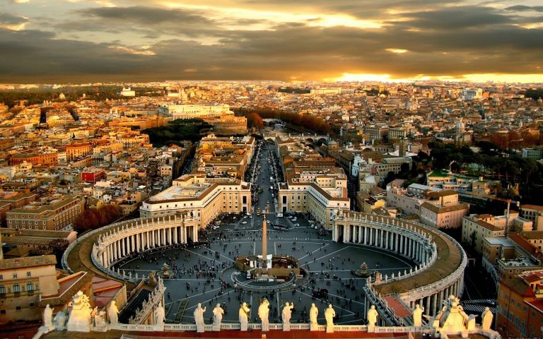 Promotie Aniversara Tarom: bilet avion Bucuresti - Roma