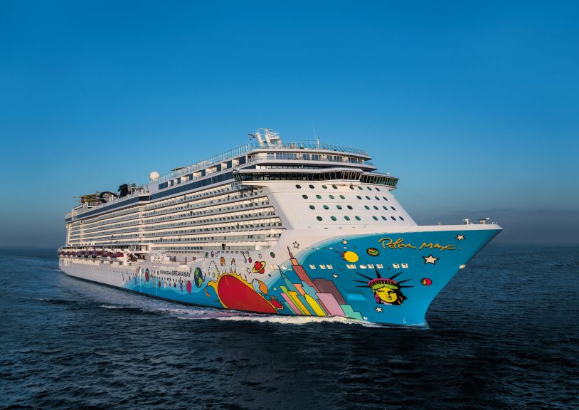 Croaziera in SUA,Rep.Dominicana,Puerto Rico,US Virgin Islands,Antigua,St. Kitts,St. Maarten,British Virgin Islands si Bahamas la bordul navei Norwegian Breakaway - 11 nopti