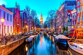 Oferta speciala de la Tarom: bilet avion Bucuresti - Amsterdam