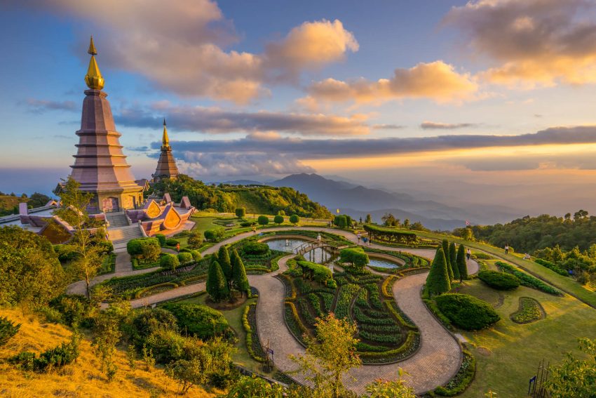 Winterfest de la Turkish Airlines: bilet avion Bucuresti - Bangkok by Perfect Tour