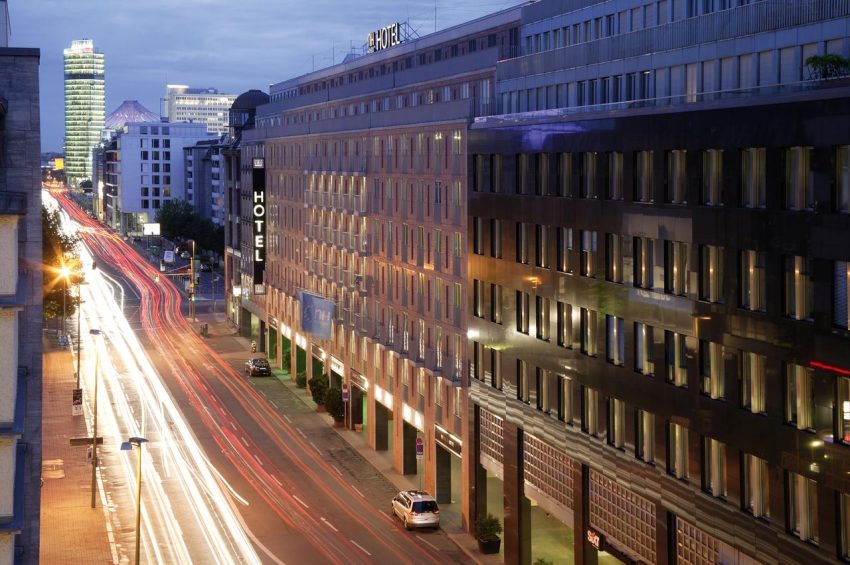 City Break la Berlin - NH Collection Berlin Mitte am Checkpoint Charlie Hotel 4* by Perfect Tour