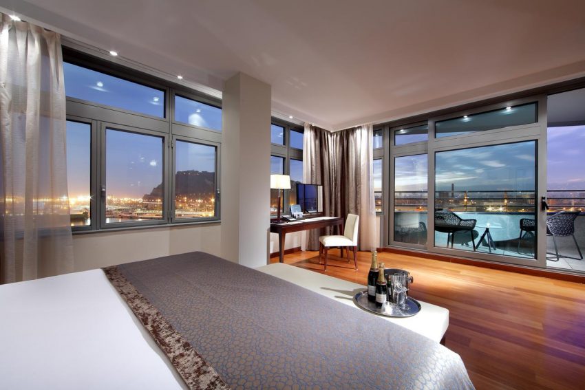 City Break la Barcelona - Eurostars Grand Marina Hotel 5* by Perfect Tour - 3 | YEO