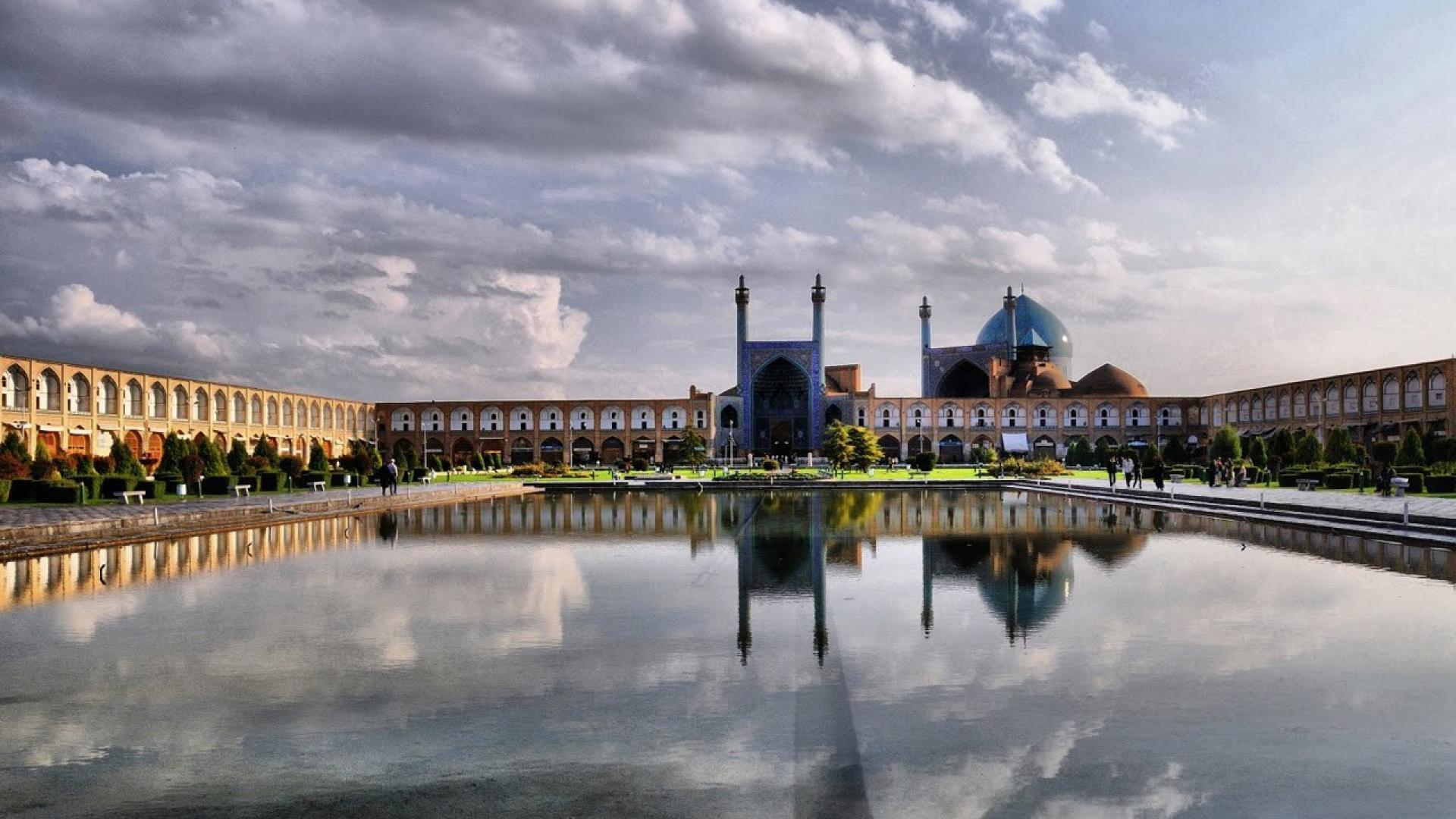 Circuit Iran - Descoperă Gradinile Persane (circuit privat, 12 zile / 11 nopți)