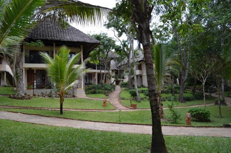 Baobab Beach Resort 4*