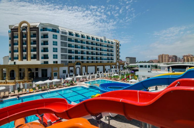 Vacanta Antalya - The Lumos Deluxe Resort Hotel & Spa 5*