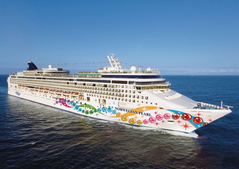 Croaziera in Italia, Slovenia, Croatia, Muntenegru si Grecia la bordul navei Norwegian Pearl - 10 nopti