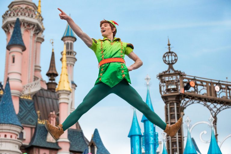 Craciun magic la Disneyland Paris - Disney's Sequoia Lodge® 3*