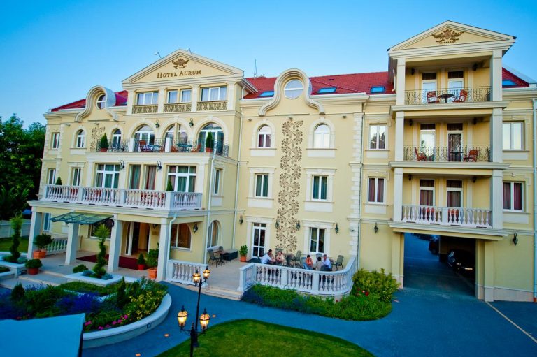 Baile termale din Ungaria - Aurum Hotel 4*, Hajduszoboszlo