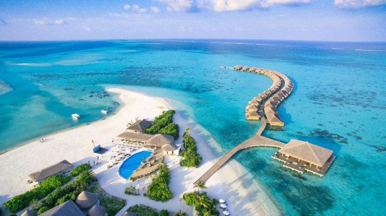 Cocoon Maldives Resort 5*