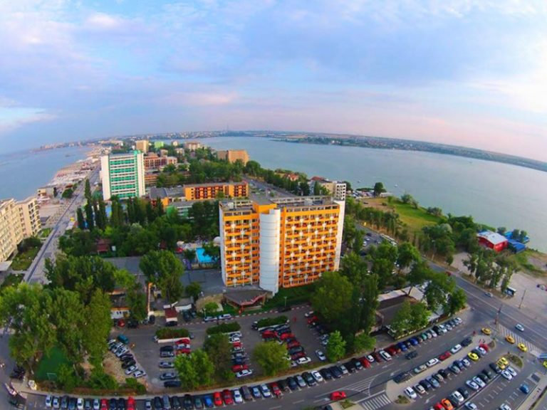 Litoralul Romanesc - Majestic Hotel Mamaia 3*