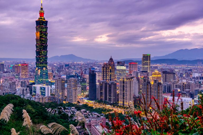 Oferta de la KLM: bilet avion Bucuresti - Taipei