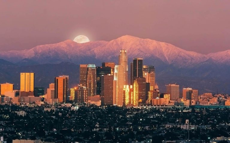 Campania Early Bird de la Turkish Airlines: bilet avion Bucuresti - Los Angeles