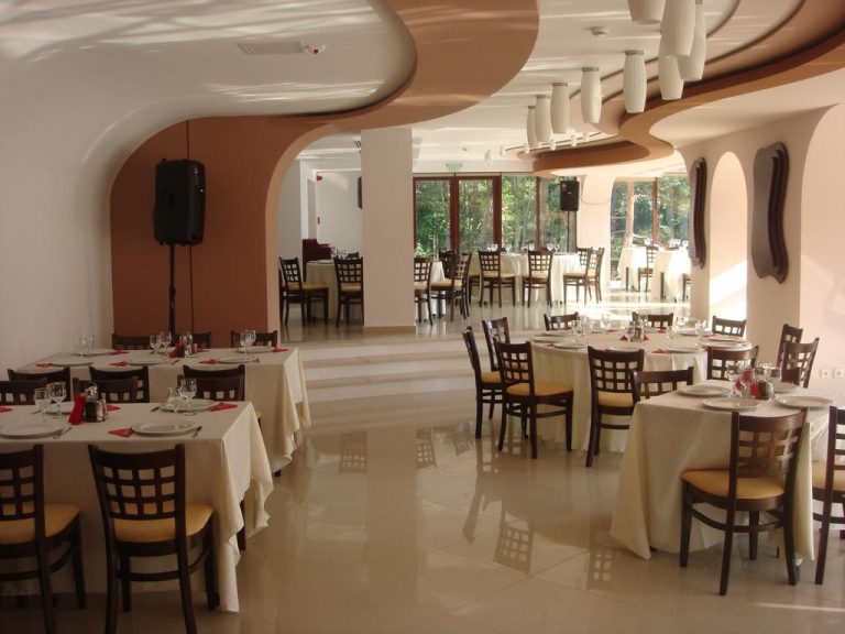 Revelion pe Transfagarasan - Valea cu Pesti Hotel 4*