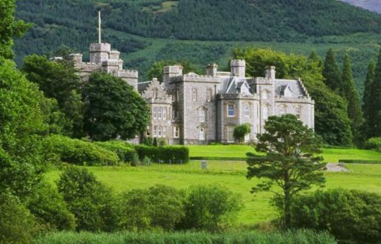 Inverlochy Castle Hotel 5*