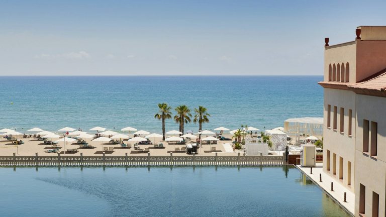 Le Meridien Ra Beach Hotel and Spa 5*