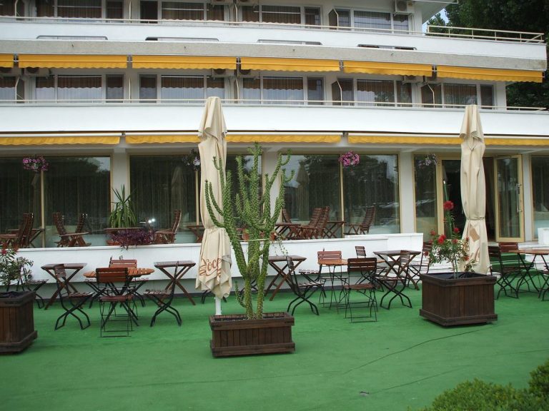 Litoralul Romanesc - Condor Hotel 4* by Perfect Tour - 4 | YEO