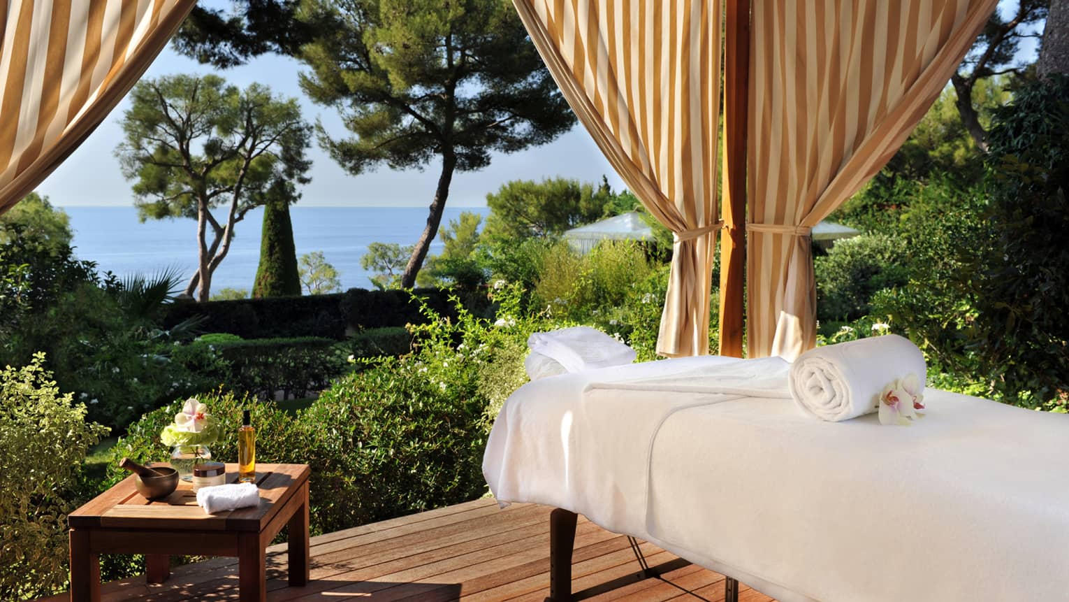 Grand Hotel Du Cap Ferrat, A Four Seasons Hotel 6* by Perfect Tour