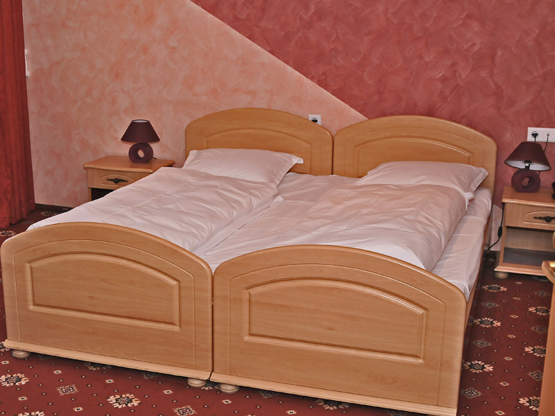 Revelion la Hotel Cabana Vanatorilor 3*, Predeal by Perfect Tour - 3 | YEO