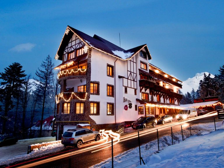 Craciun la Hotel Cabana Vanatorilor 3*, Predeal