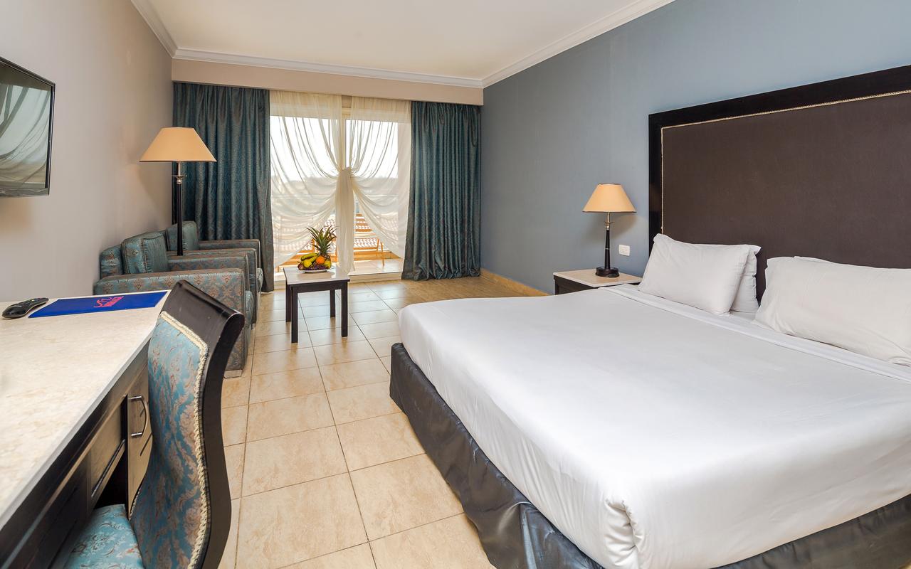 Sunrise Alora Aqua Park Resort (ex Caesar Palace Aqua Park)(families & couples only) by Perfect Tour - 3 | YEO