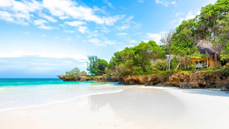Safari si plaja in Kenya - The Sands at Nomad Resort 5*