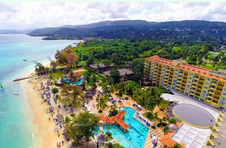 Jewel Dunn’s River Adult Beach Resort & Spa 5*