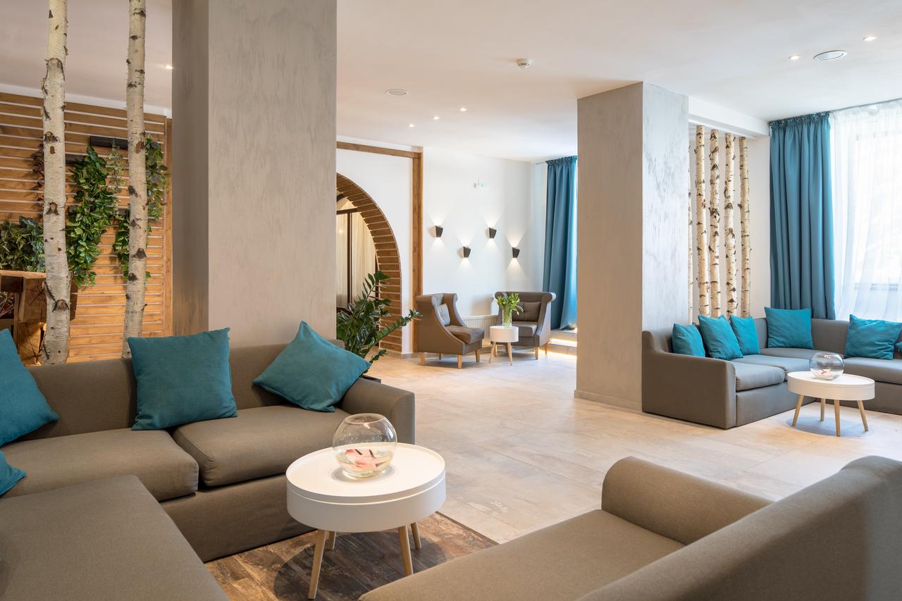 Sarbatori Pascale la Rozmarin Hotel 4* by Perfect Tour - 1 | YEO