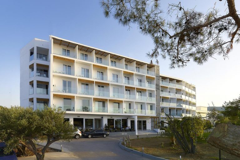 Vasia Royal Hotel 4*