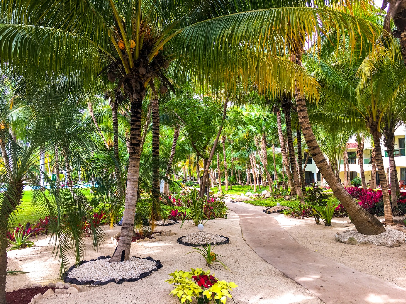 El Dorado Royale & Casitas by Karisma 5* (adults only) by Perfect Tour - 3 | YEO