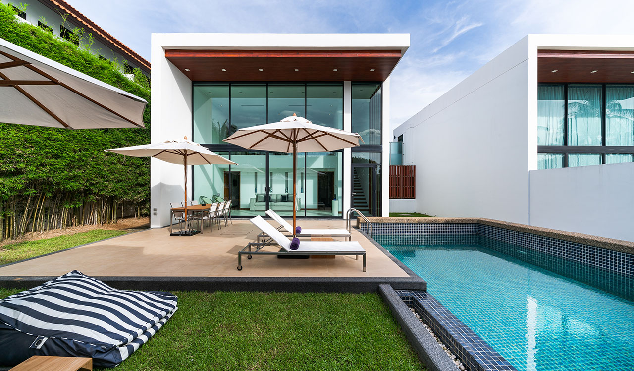 Akyra Beach Resort Phuket 5* by Perfect Tour - 1 | YEO