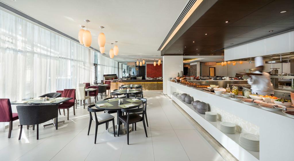 Hyatt Place Dubai Al Rigga 4* by Perfect Tour - 5 | YEO