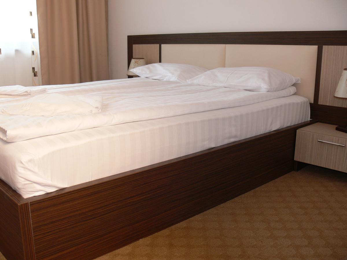 Litoralul romanesc - Siret Hotel 3* by Perfect Tour - 2 | YEO